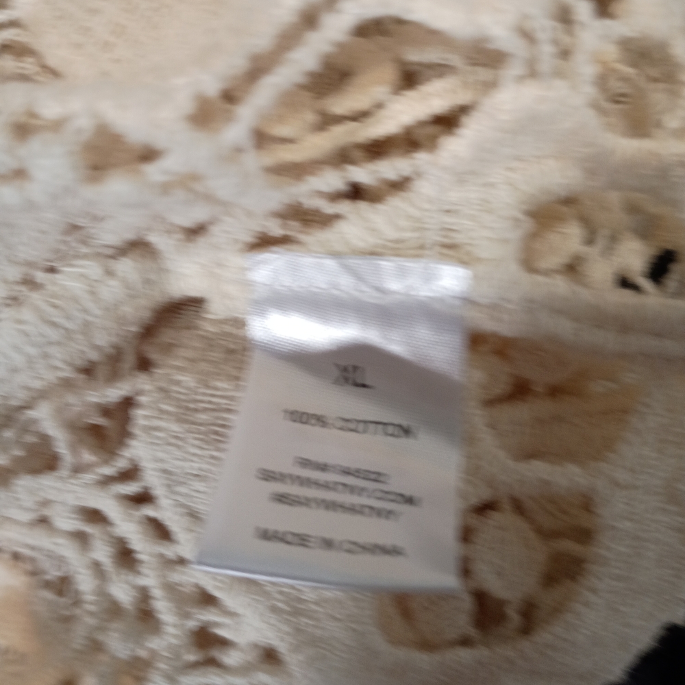 Say What? Elegant Crochet Cream Vest - Size XL - Picture 6 of 6